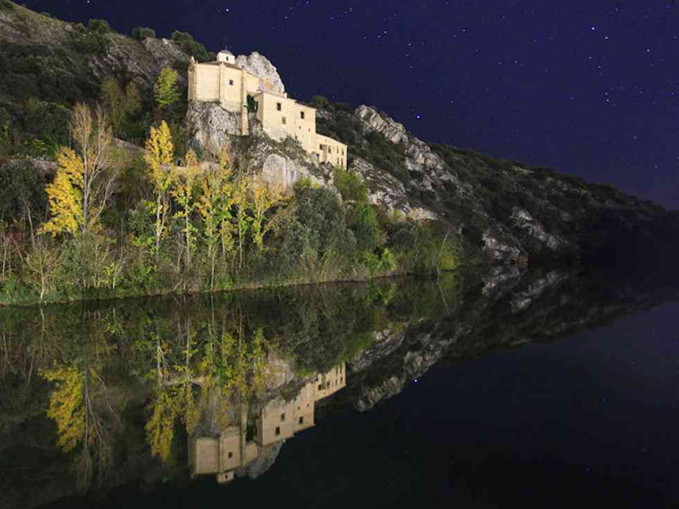 Nuevo folleto turístico de la ermita de San Saturio