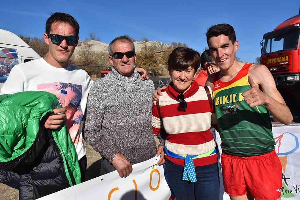 Nueve atletas sorianos suben al podio del XXIV Cross de Soria Nueve atletas sorianos suben al podio del XXIV Cross de Soria