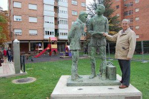La escultura del "Caminante" encuentra nueva localización en Soria La escultura del "Caminante" encuentra nueva localización en Soria