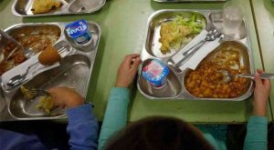 El 72 por ciento de los usuarios diarios del comedor escolar recibirán ayudas