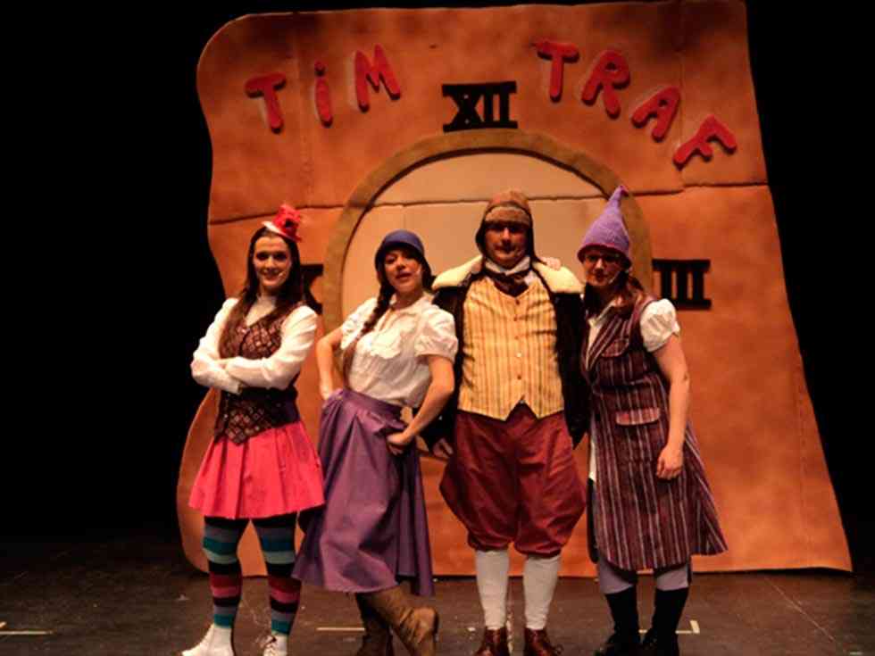 Ronco Teatro representa "Tim Traf los traperos de la historia"