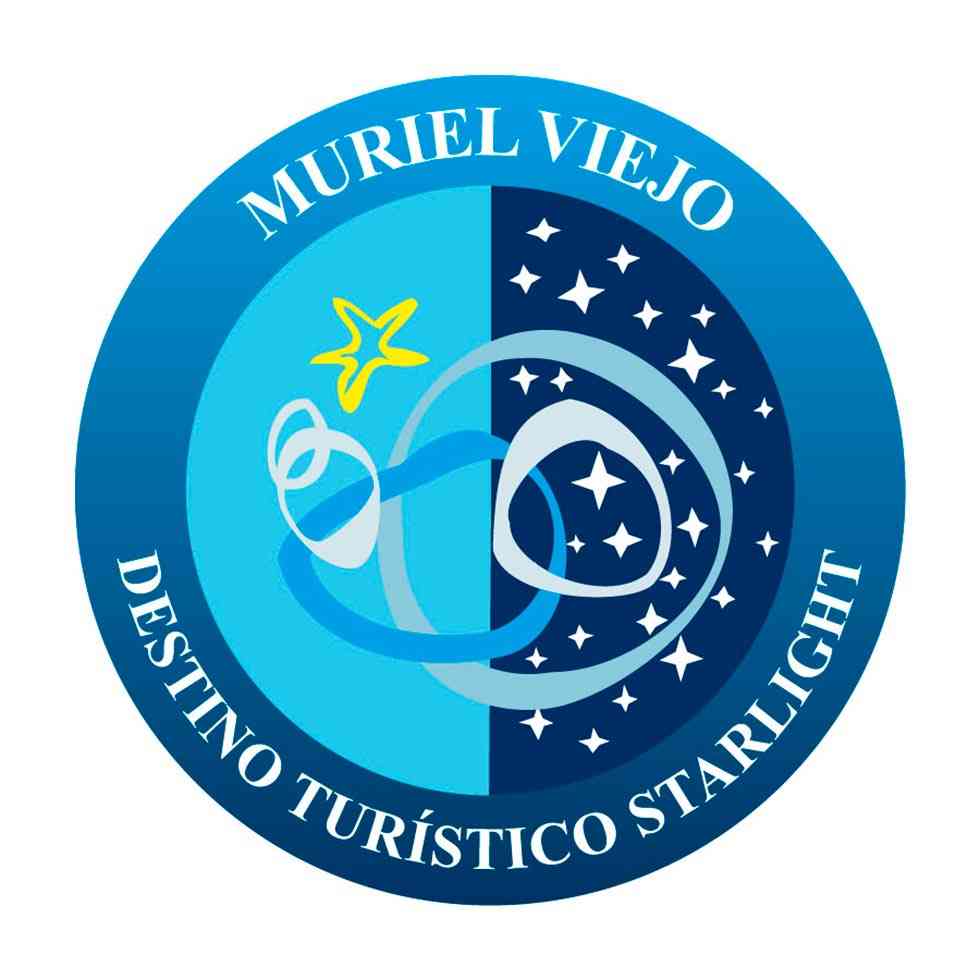 Muriel Viejo luce su logotipo de "Destino Turístico Starlight"