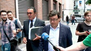 El PSOE tacha de "intolerable" que se achaque trama eólica a Zapatero