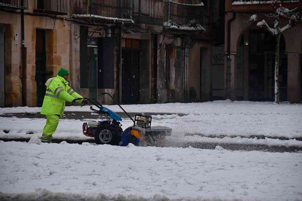 El PP denuncia la mala organización municipal para limpiar la nieve