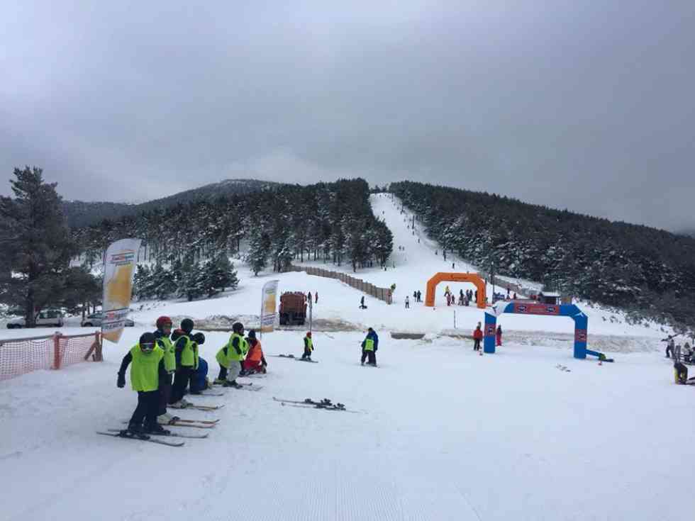 Resultados del campeonato anual de esquí del CES Resultados del campeonato anual de esquí del CES