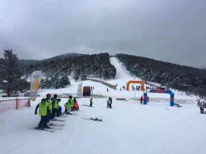 Resultados del campeonato anual de esquí del CES