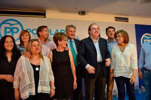 Angulo defiende la política de empleo del PP, que permite recuperar ocupación