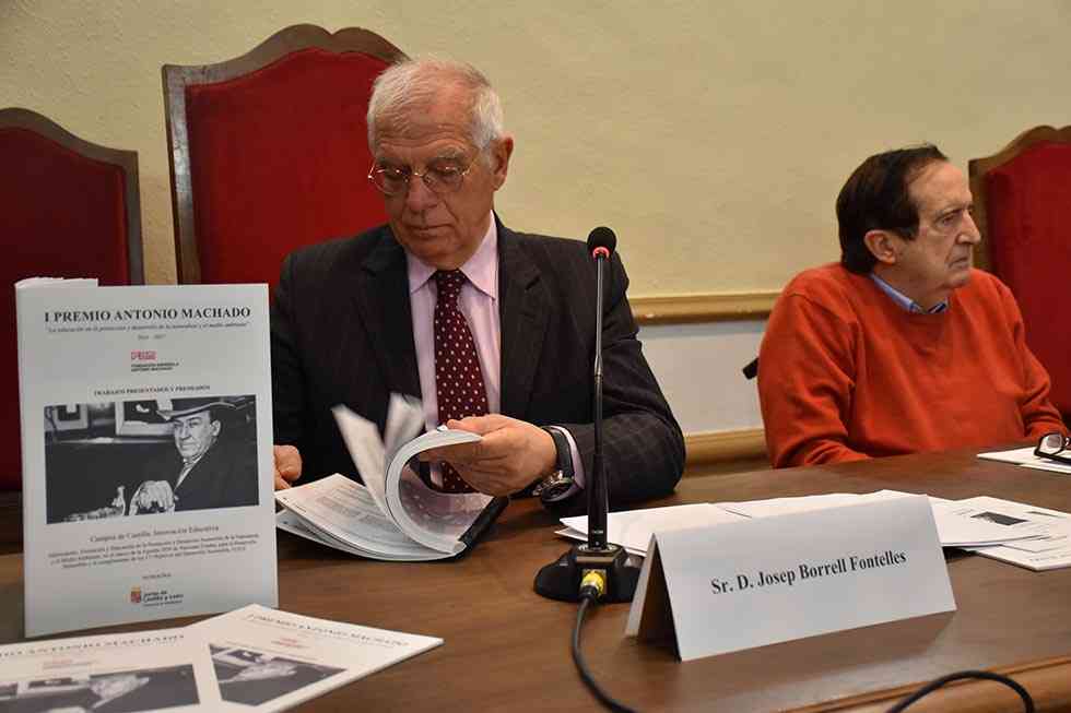 Borrell y Lucas reivindican la vigencia del legado de Machado Borrell y Lucas reivindican la vigencia del legado de Machado