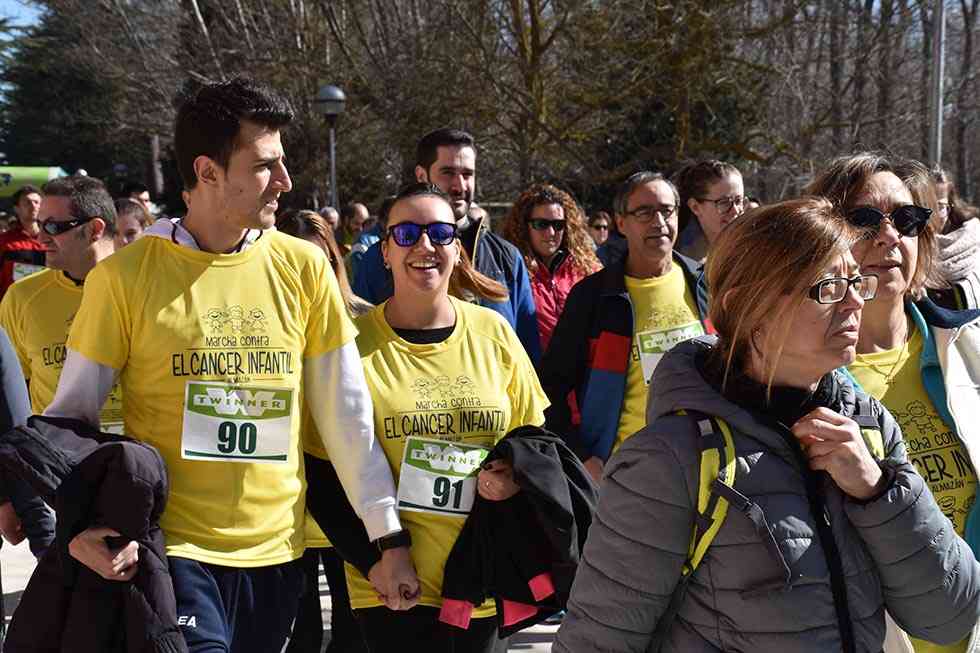 Almazán responde a la marcha solidaria para el cáncer infantil Almazán responde a la marcha solidaria para el cáncer infantil