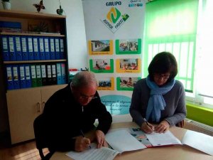 Convenio de colaboración entre Asovica y la AA.VV. de la Barriada