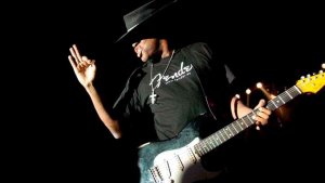 Carvin Jones y mucho más para esta semana