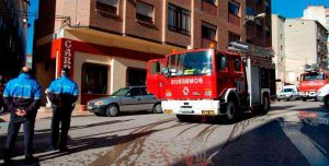 Las fuertes rachas de viento obligan a intervenir a los Bomberos