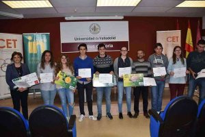 Alumnos de siete institutos participan en Fase Local de III Olimpiada de Economía