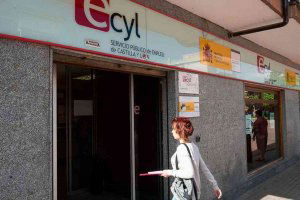 Desciende el paro pero UGT advierte de la precariedad del empleo Desciende el paro pero UGT advierte de la precariedad del empleo
