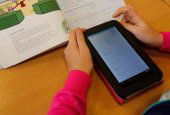 Educación otorga 900 ayudas para adquirir dispositivos digitales Educación otorga 900 ayudas para adquirir dispositivos digitales