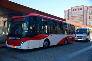 Seis mil personas testan "gratis" las nuevas líneas de autobús