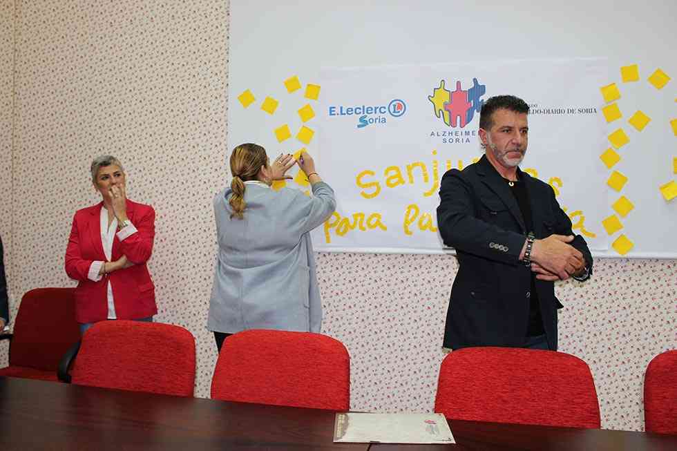 “Sanjuanes para la memoria”, pulseras para concienciar sobre el alzheimer “Sanjuanes para la memoria”, pulseras para concienciar sobre el alzheimer