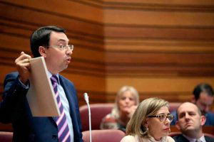 El PSOE califica de “estafa y mentira” la rebaja de las tasas universitarias El PSOE califica de “estafa y mentira” la rebaja de las tasas universitarias