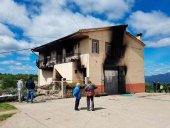 Fallece un bombero en la extinción del incendio de una vivienda