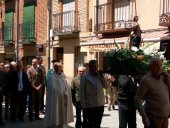 La fiesta de San Isidro siembra de caramelos El Burgo de Osma