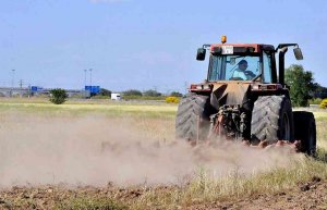 La Junta triplica su apoyo a la suscripción de seguros agrarios