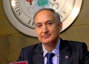 El nuevo rector de la UVa propone nuevas titulaciones para el campus de Palencia El nuevo rector de la UVa propone nuevas titulaciones para el campus de Palencia