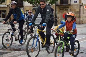 Familia y seguridad, para el Día de la Bici