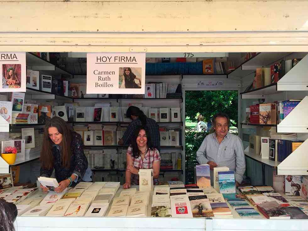 La poeta Carmen R. Boillos, en la Feria del Libro de Madrid La poeta Carmen R. Boillos, en la Feria del Libro de Madrid