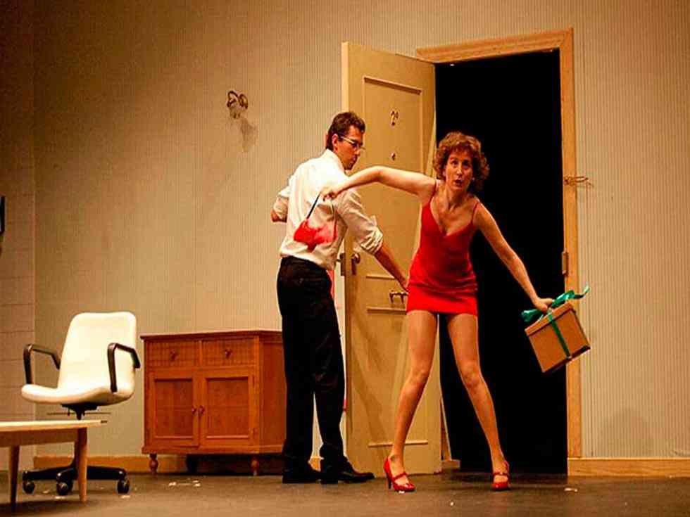 "Clara": las complicadas relaciones de dominación "Clara": las complicadas relaciones de dominación