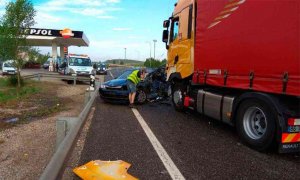 Una colisión entre un turismo y un camión en Cadosa deja un herido