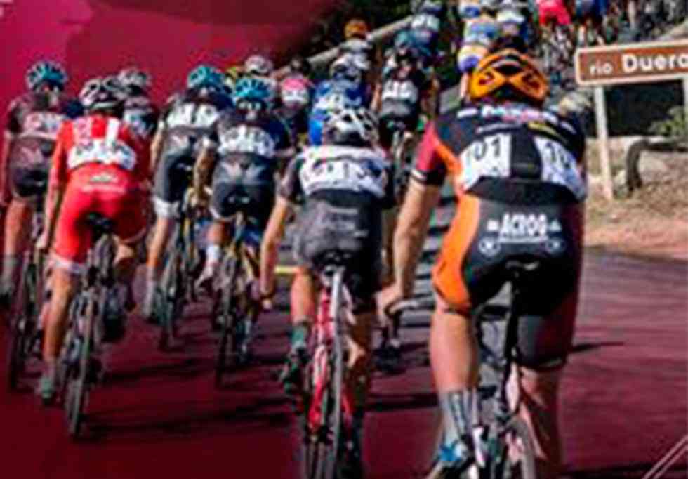 Voluntarios para la III Vuelta Ciclista Junior de la Ribera del Duero