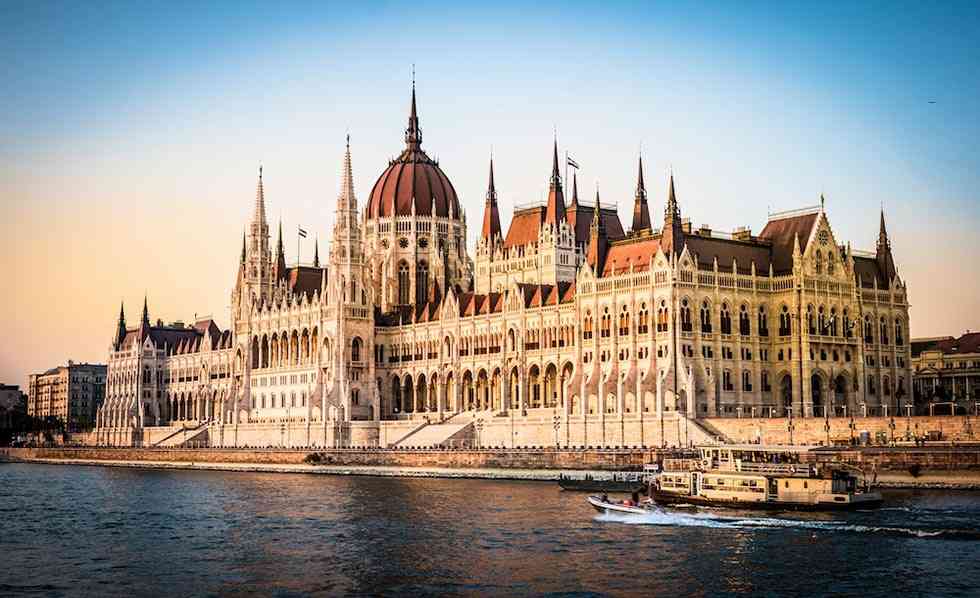 El viaje a Budapest de jornadas de torrezno, para el número 10.649 El viaje a Budapest de jornadas de torrezno, para el número 10.649
