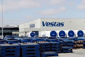 UGT denuncia el cierre de Vestas por el "mercado salvaje"