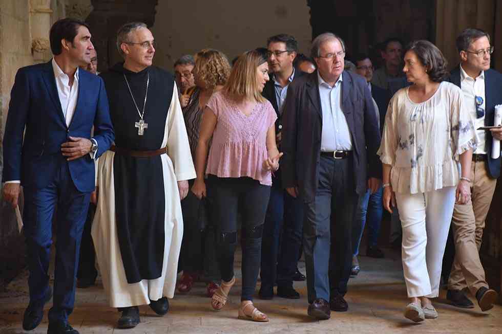 Herrera anuncia inversiones para recuperar el monasterio de Huerta Herrera anuncia inversiones para recuperar el monasterio de Huerta