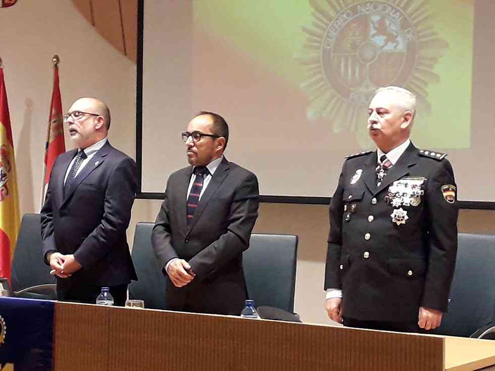 El subdelegado felicita a Policía Nacional por índices de seguridad