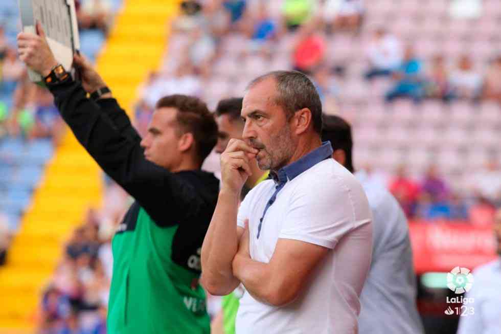 Juan Sabas deja de ser entrenador del Extremadura
