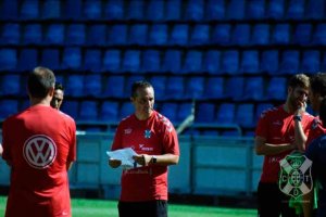 Oltra (Tenerife): "El Numancia rentabiliza los goles que marca"