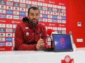 Diego Martínez (Granada): "El Numancia se asocia bien"