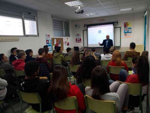 Juan Pablo Rubio acerca la empresa a las aulas 