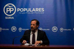 El PP insta al PSOE municipal a cumplir con la ley en contratos municipales