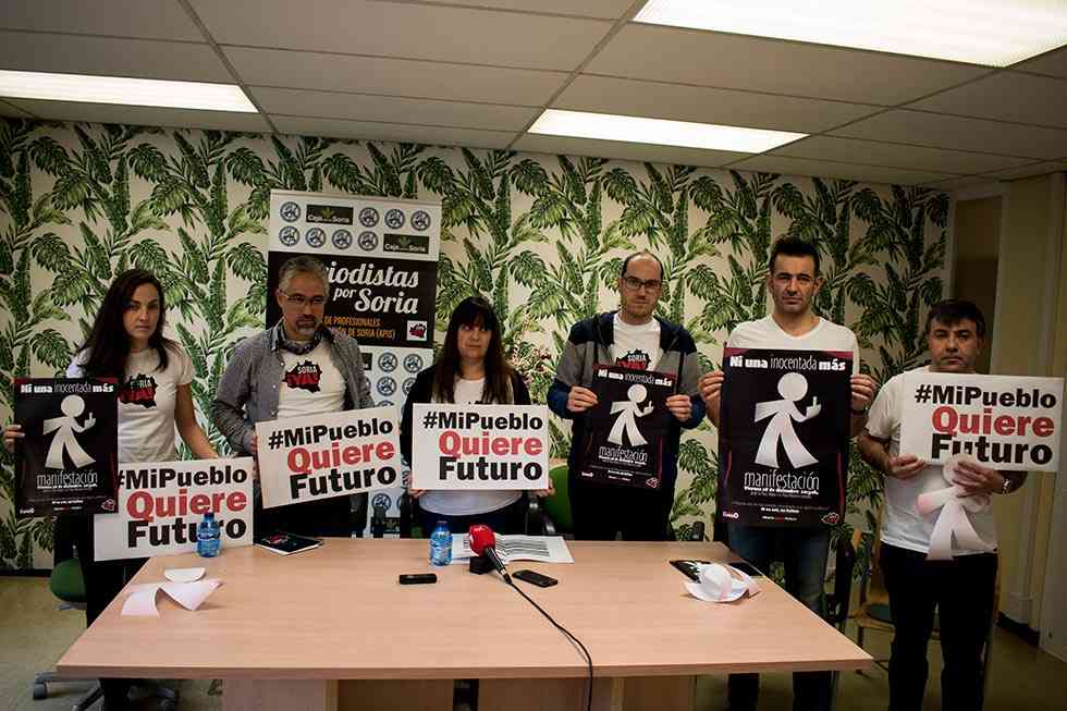 "Ni una inocentada más" , manifestación de Soria ¡Ya" para denunciar promesas incumplidas "Ni una inocentada más" , manifestación de Soria ¡Ya" para denunciar promesas incumplidas