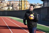 López Garai: "Hay que intentar no asustarse en Riazor"