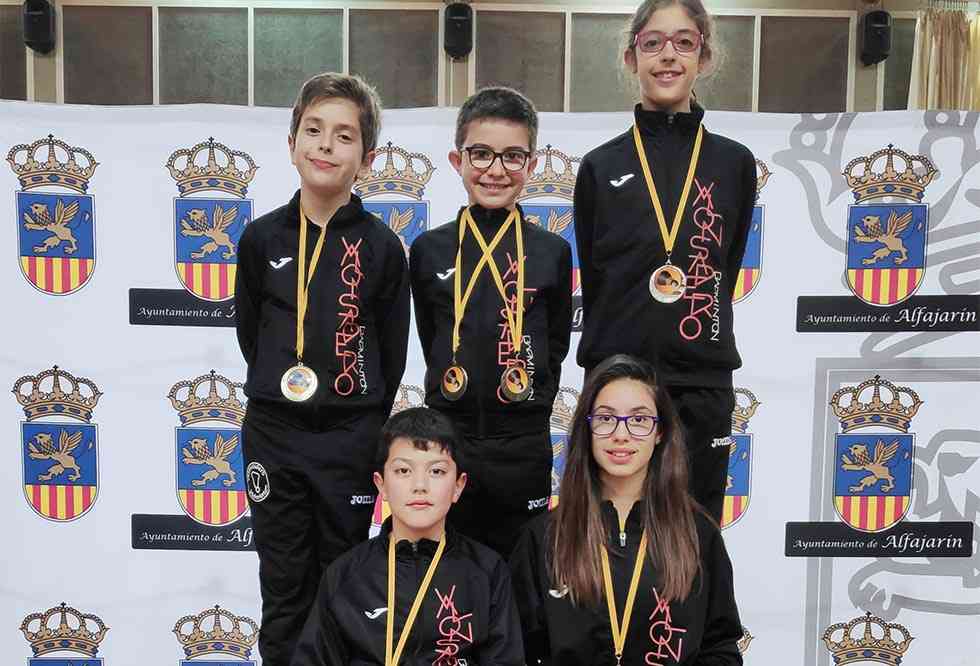 Buenos resultados de los volantistas del Valonsadero Bádminton Buenos resultados de los volantistas del Valonsadero Bádminton