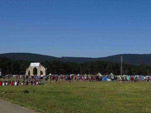 El campamento "Raso de la Nava", con más de 4.500 campistas