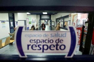 220 camas adicionales y 232 profesionales más para combatir la gripe