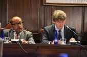 Martínez apuesta por diálogo en conflicto catalán pero con respeto a Constitución Martínez apuesta por diálogo en conflicto catalán pero con respeto a Constitución
