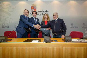 Junta y corporaciones refuerzan recursos para erradicar chabolismo Junta y corporaciones refuerzan recursos para erradicar chabolismo