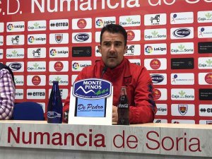 López Garai: "espero un partido frente al Osasuna con alternativas"