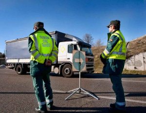 La DGT intensifica el control de camiones, autobuses y furgonetas