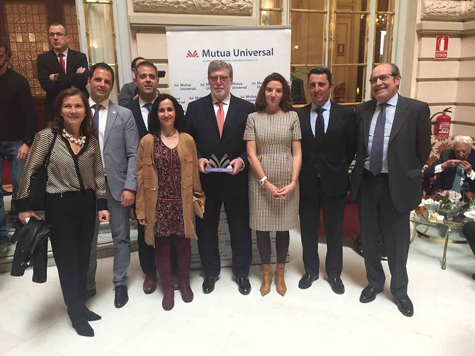FOES recoge el Premio Nacional Innovación y Salud FOES recoge el Premio Nacional Innovación y Salud